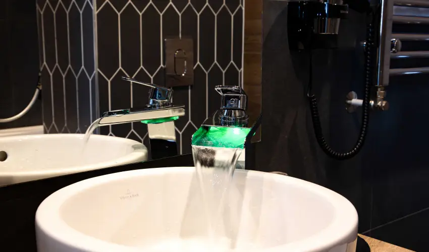 Avar Hotel Mtrafred - Karcsony