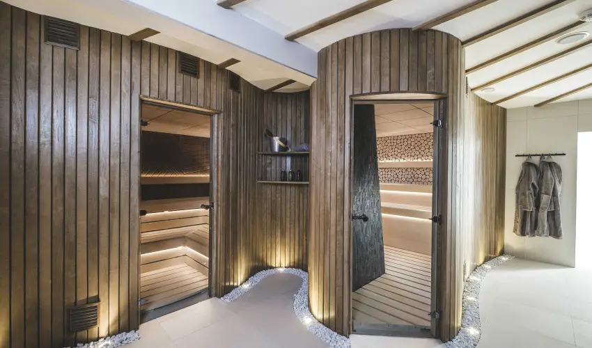 Avar Hotel Mtrafred - Karcsony