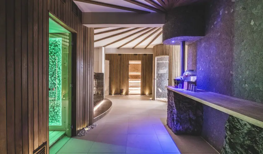 Avar Hotel Mtrafred - Karcsony