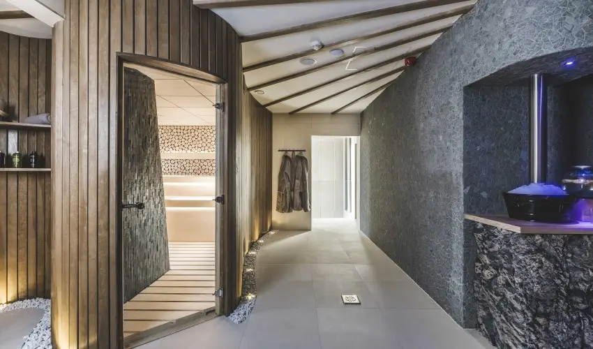 Avar Hotel Mtrafred - Karcsony