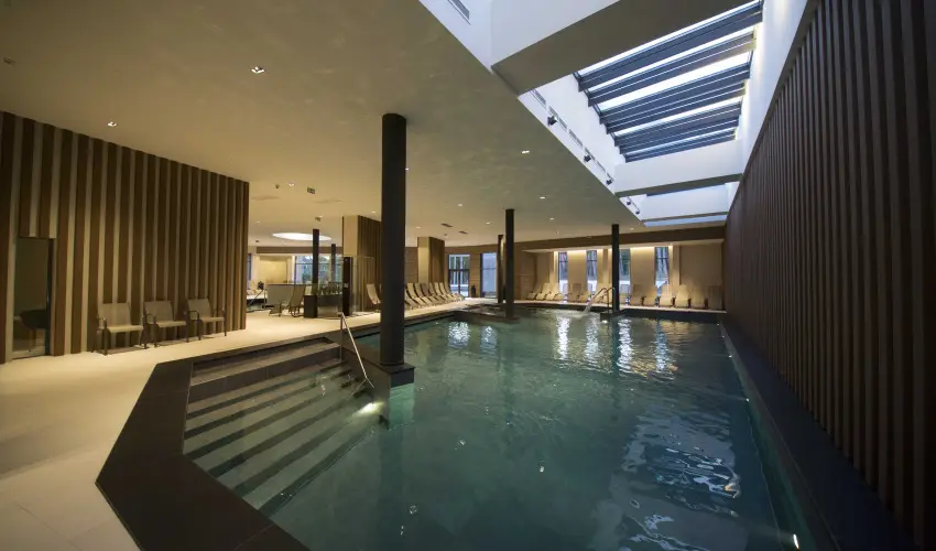 Avar Hotel Mtrafred - Karcsony