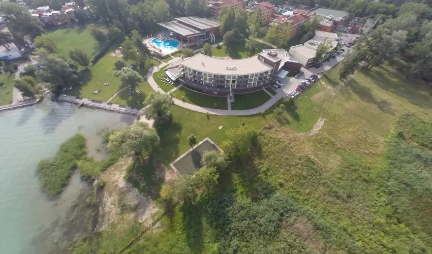 Hotel Azr Sifok - Karcsony (min. 2 j)