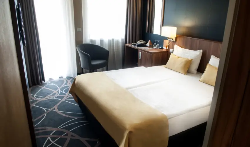 Hotel Azr Sifok - Karcsony (min. 2 j)