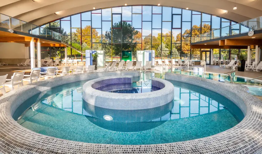 Hunguest Hotel Bke Hajdszoboszl - Karcsony (min. 3 j)