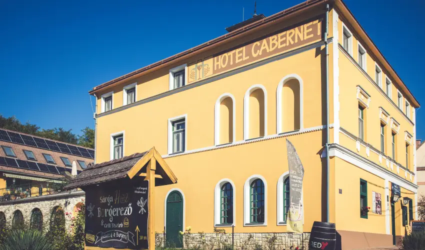 Hotel Cabernet Vill�nyk�vesd - Kar�csony