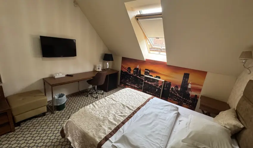 Hotel Capitulum Gyr - Karcsony (min. 2 j)