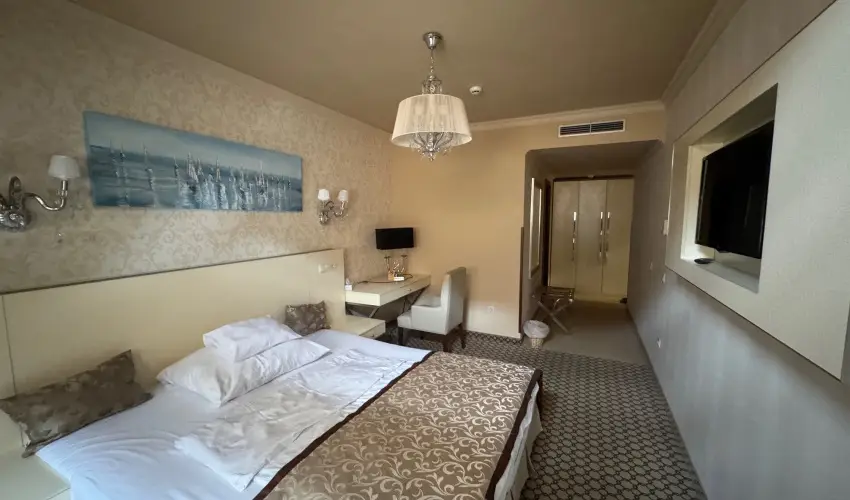 Hotel Capitulum Gyr - Karcsony (min. 2 j)