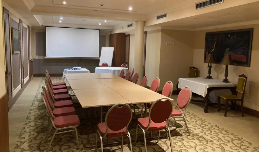 Hotel Capitulum Gyr - Karcsony (min. 2 j)