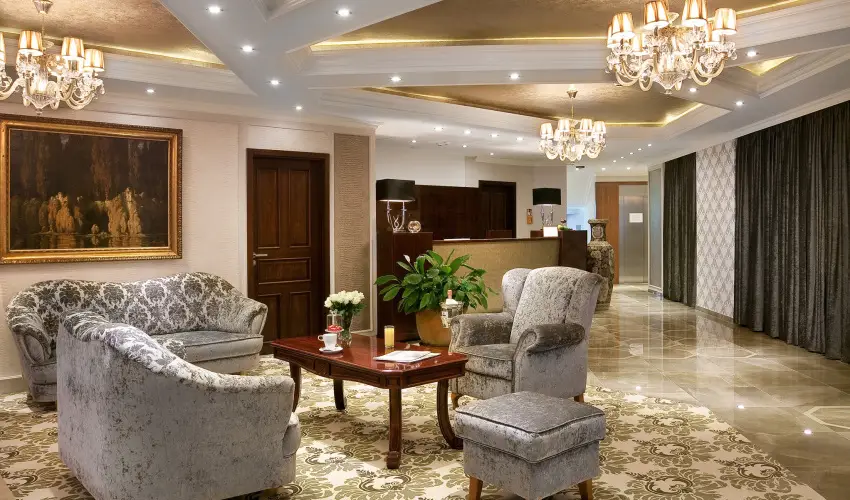 Hotel Capitulum Gyr - Karcsony (min. 2 j)