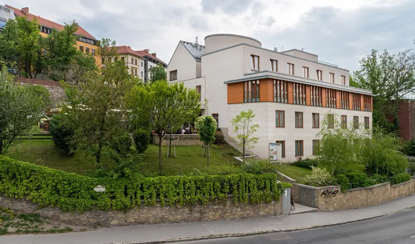 Hotel Castle Garden Budapest - Karcsony - teljes elrefizetssel