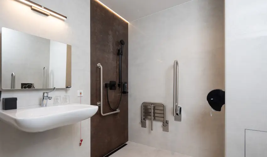 Hotel Energy & Business Center superior Paks - Kar�csony - teljes el�refizet�ssel