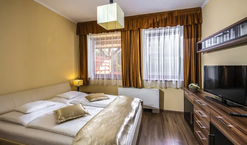 Erdspuszta Club Hotel Debrecen - Karcsony