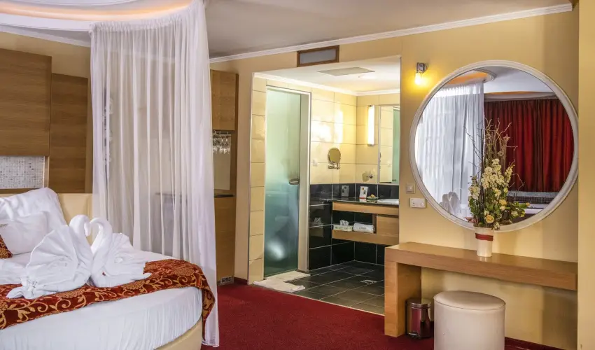 Erdspuszta Club Hotel Debrecen - Karcsony