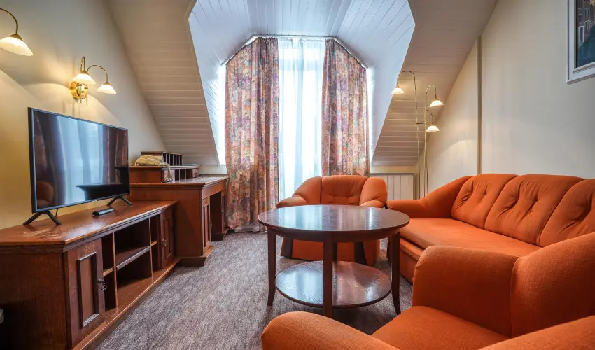 Hotel Erzsbet Hvz - Karcsony - teljes elrefizetssel