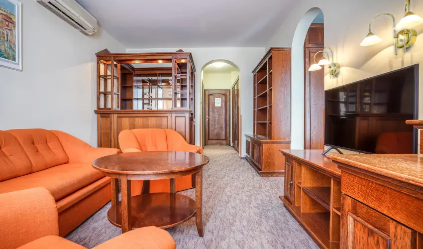 Hotel Erzsbet Hvz - Karcsony - teljes elrefizetssel