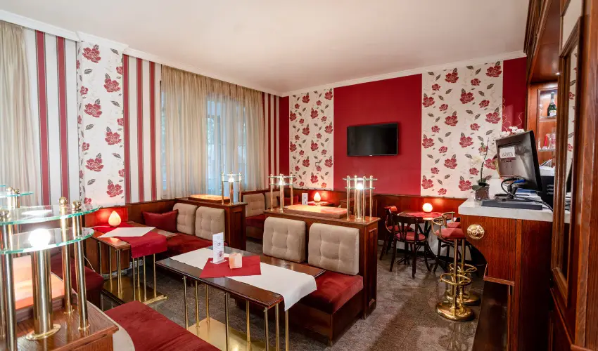 Hotel Erzsbet Hvz - Karcsony - teljes elrefizetssel