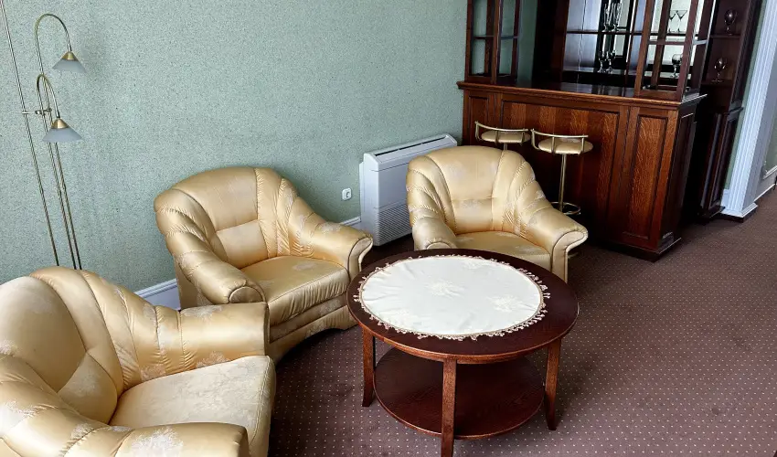 Hotel Erzsbet Hvz - Karcsony - teljes elrefizetssel