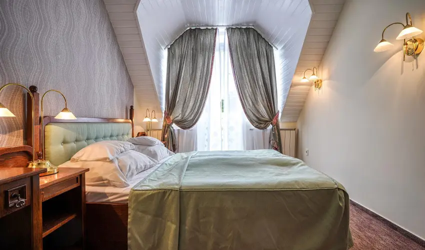 Hotel Erzsbet Hvz - Karcsony - teljes elrefizetssel