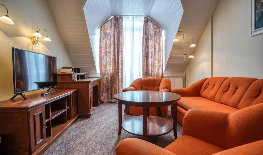 Hotel Erzsbet Hvz - Karcsony - teljes elrefizetssel