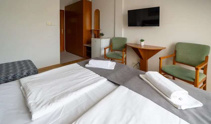 Hotel Forrs Zalakaros Zalakaros - Karcsony s Tli sznet Zalakaroson korltlan belpvel a Zalakarosi Frdbe (min. 2 j)