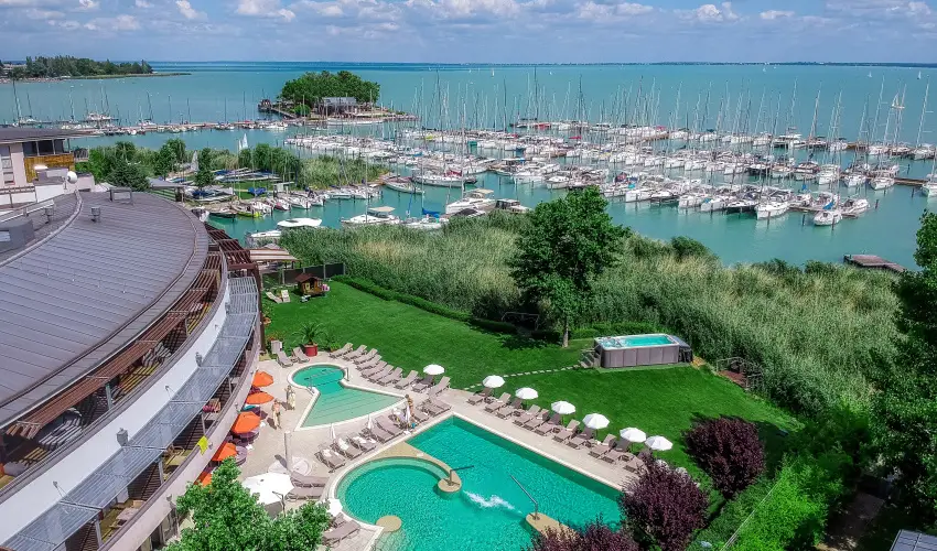 Hotel Golden Lake Resort Balatonfred - Karcsony