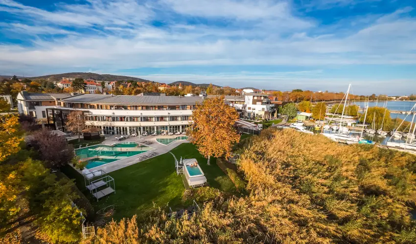 Hotel Golden Lake Resort Balatonf�red - Kar�csony