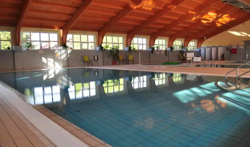 Hajnal Hotel Mez�k�vesd - Kar�csony