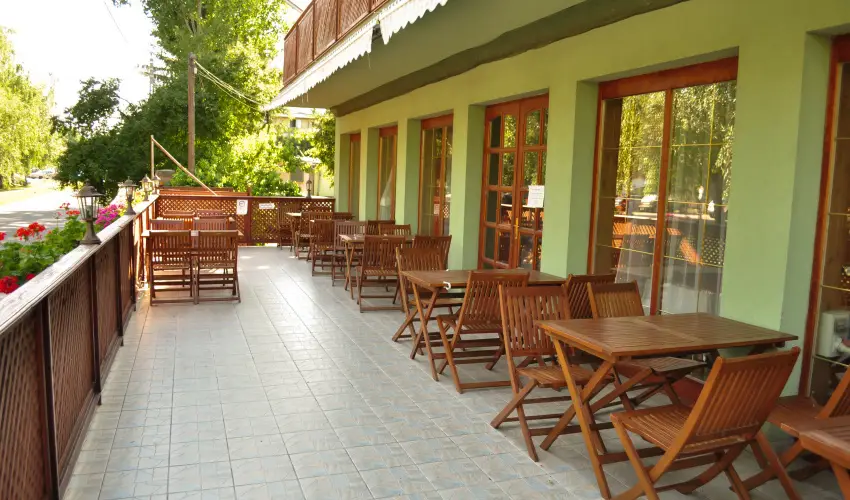 Hajnal Hotel Mez�k�vesd - Kar�csony