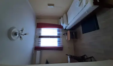 Hajnal Hotel Mez�k�vesd