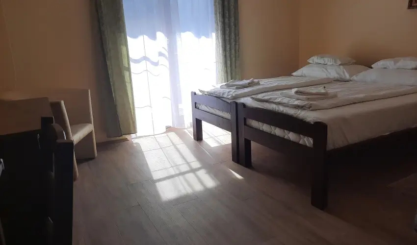 Hajnal Hotel Mez�k�vesd - Kar�csony