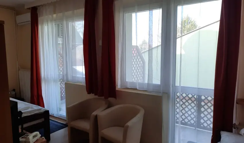 Hajnal Hotel Mez�k�vesd - Kar�csony