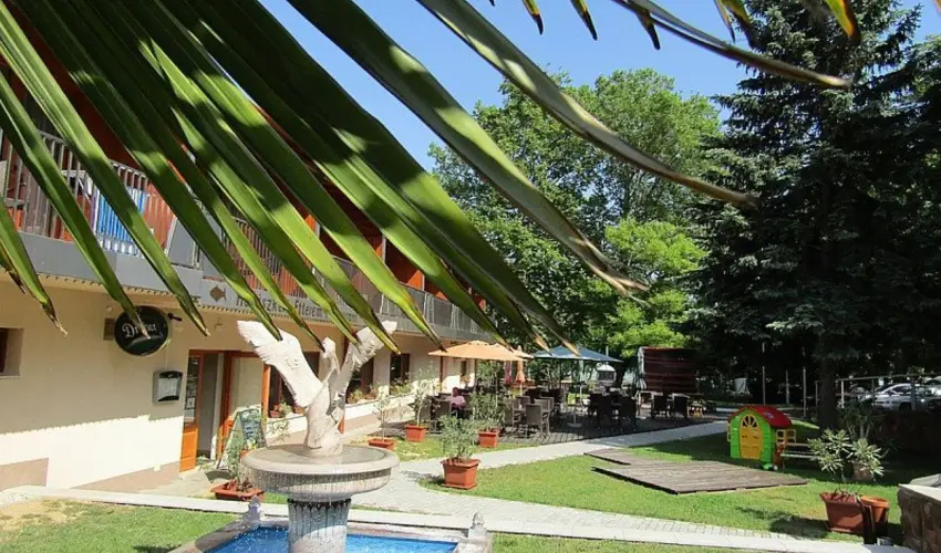 Hotel Hal�szkert Badacsony - Kar�csony