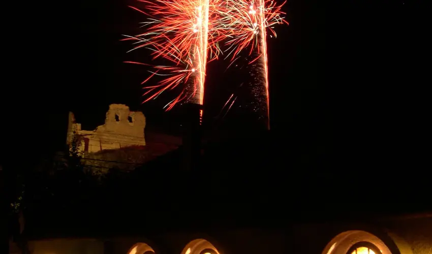 Hasik Hotel D�br�nte - Kar�csony - teljes el�refizet�ssel