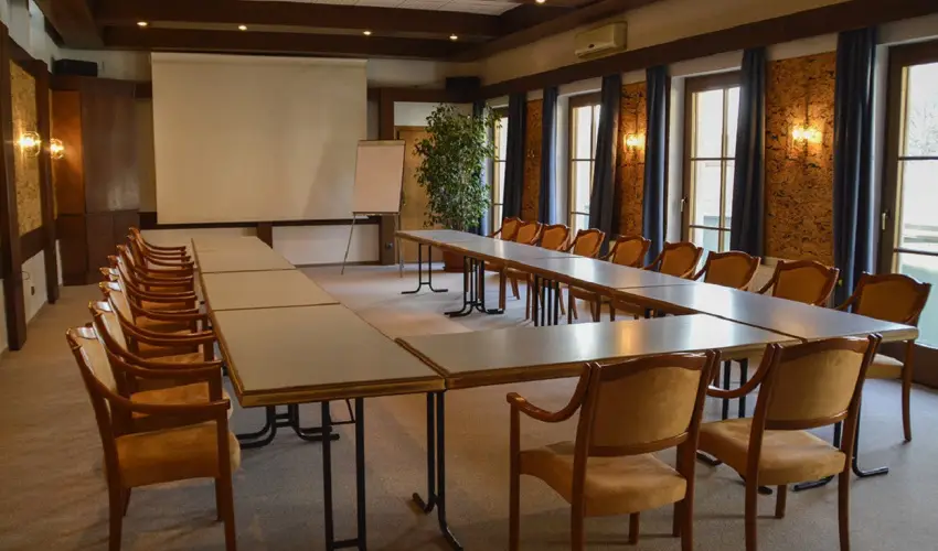 Hasik Hotel D�br�nte - Kar�csony - teljes el�refizet�ssel