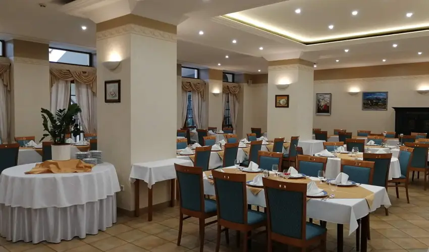 Hasik Hotel D�br�nte - Kar�csony - teljes el�refizet�ssel