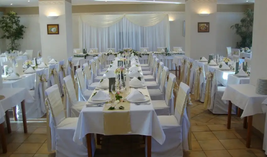 Hasik Hotel D�br�nte - Kar�csony - teljes el�refizet�ssel