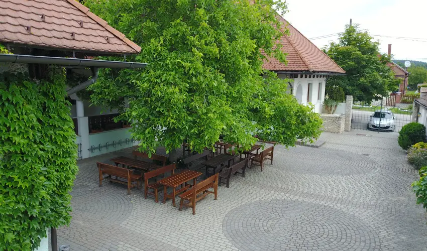 Hasik Hotel D�br�nte - Kar�csony - teljes el�refizet�ssel