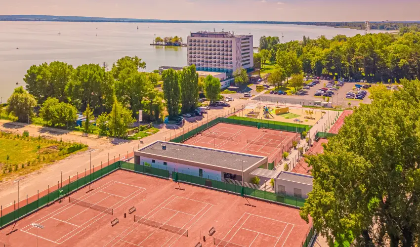 Hotel Helikon Keszthely - Karcsony (min. 3 j)