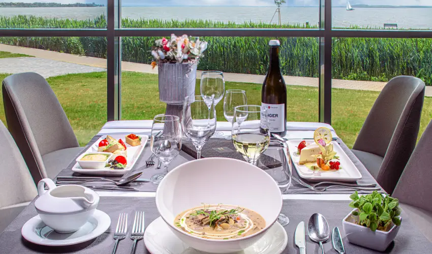 Hotel Helikon Keszthely - Karcsony (min. 3 j)