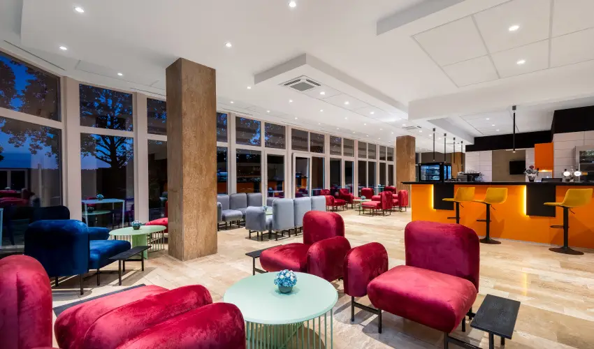 Hunguest Hotel Helios Hvz - Karcsony Hvzen a Heliosban (min. 3 j)