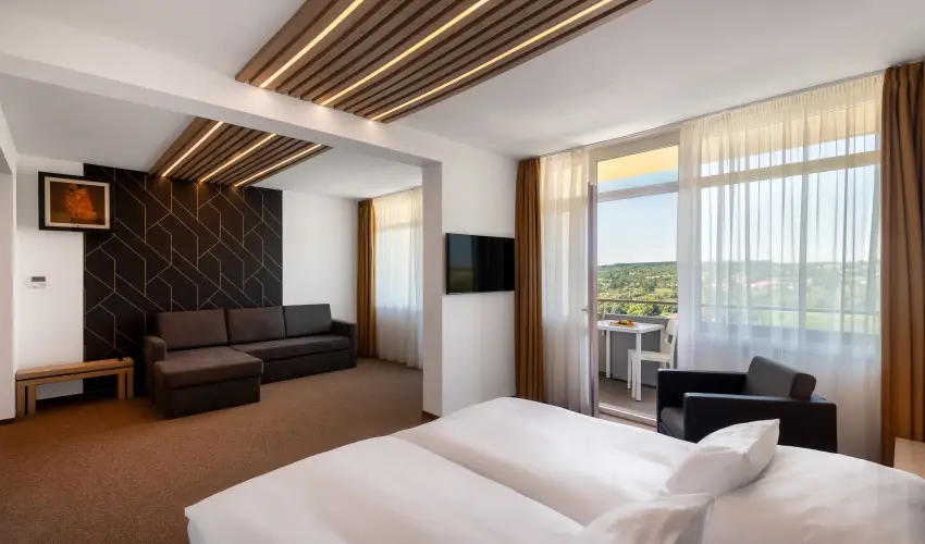 Hunguest Hotel Helios Hvz - Karcsony Hvzen a Heliosban (min. 3 j)