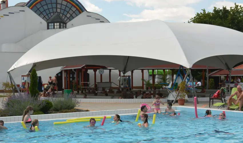 Hforrs Hotel s dlpark Gyula - Karcsony (min. 2 j)