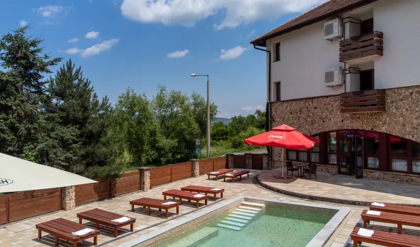 Hotel Hunor S�toralja�jhely - Kar�csony