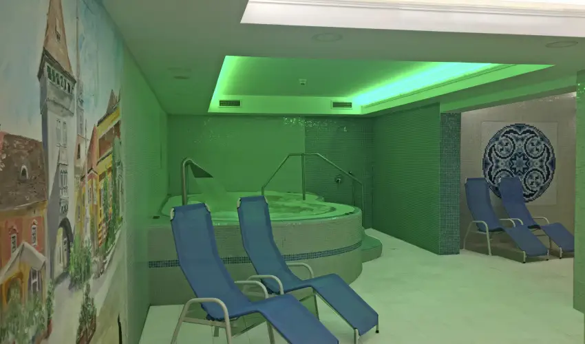 Hotel rottk Kszeg - Meghitt karcsony Kszegen (min. 2 j)