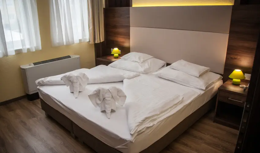 Hotel Jade Veszprm - Karcsony