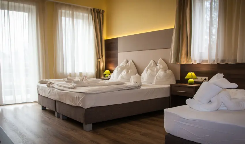 Hotel Jade Veszprm - Karcsony