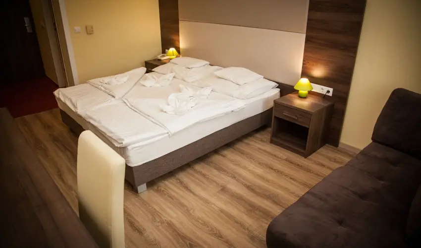 Hotel Jade Veszprm - Karcsony