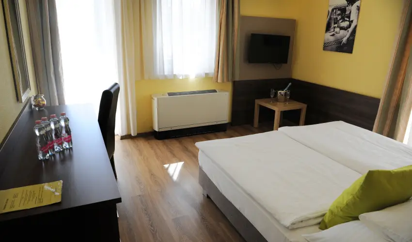 Hotel Jade Veszprm - Karcsony