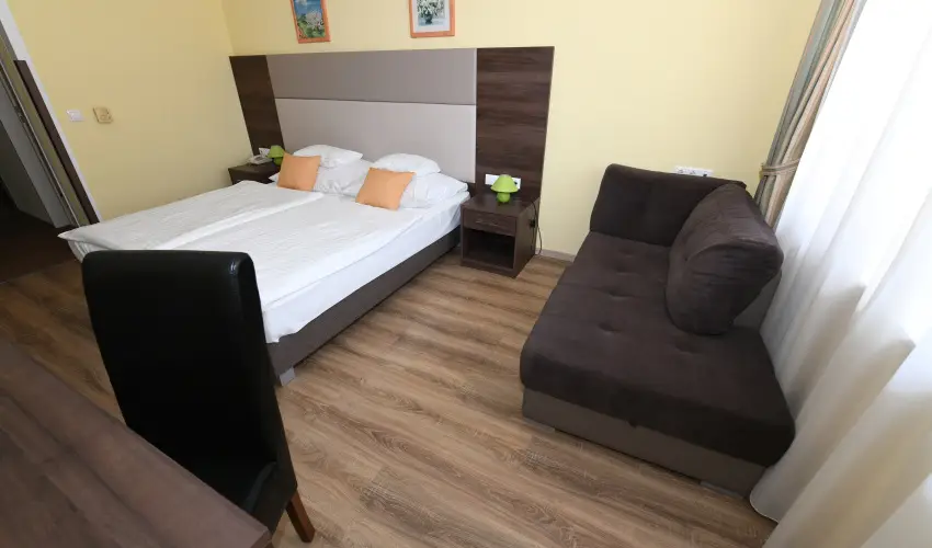 Hotel Jade Veszprm - Karcsony