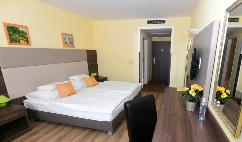 Hotel Jade Veszprm - Karcsony